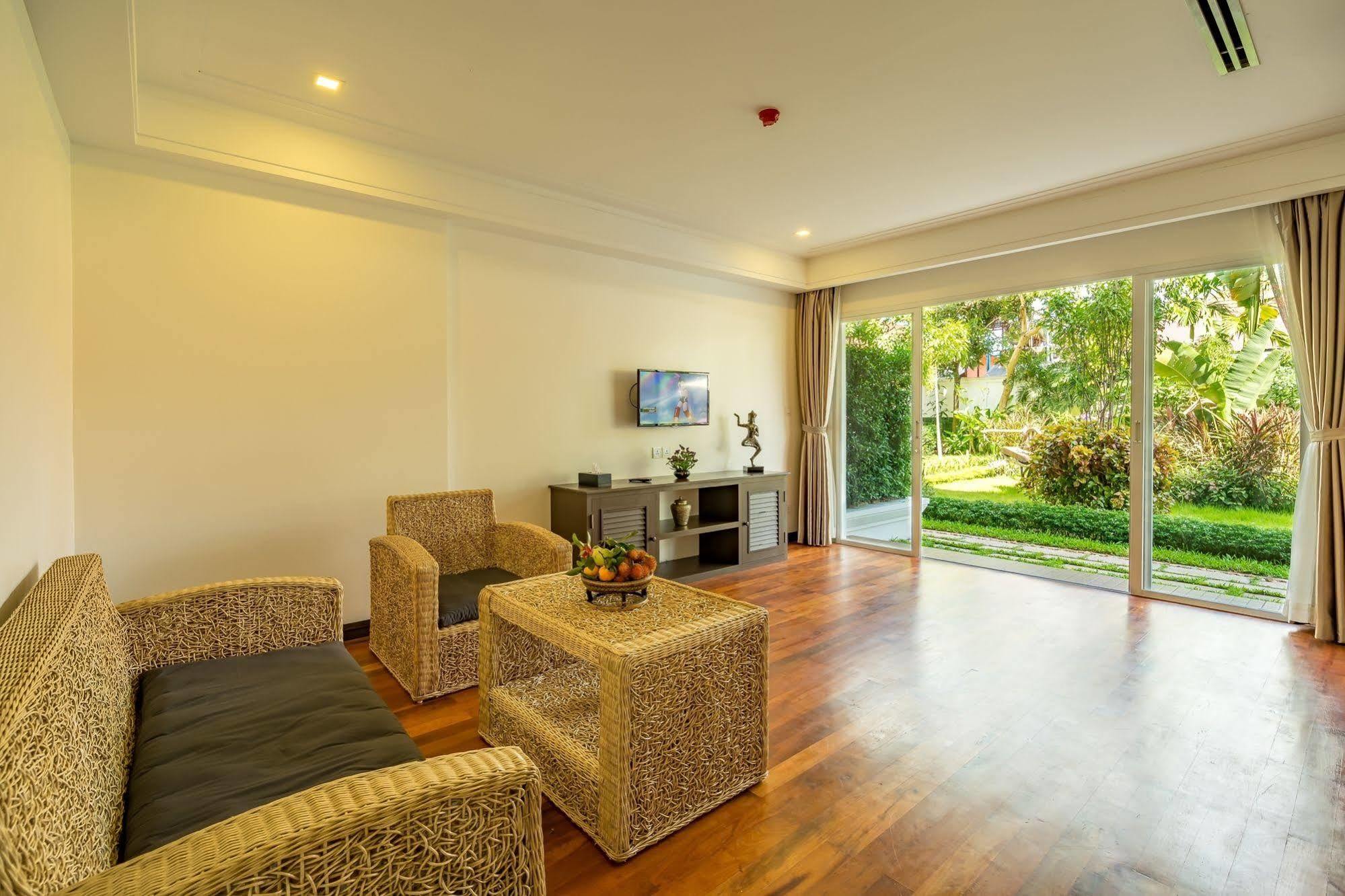 Malenne D'Angkor Residence เสียมราฐ ภายนอก รูปภาพ